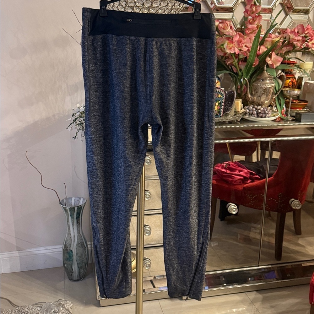 Lululemon athletica Pants size L - Picture 3 of 5